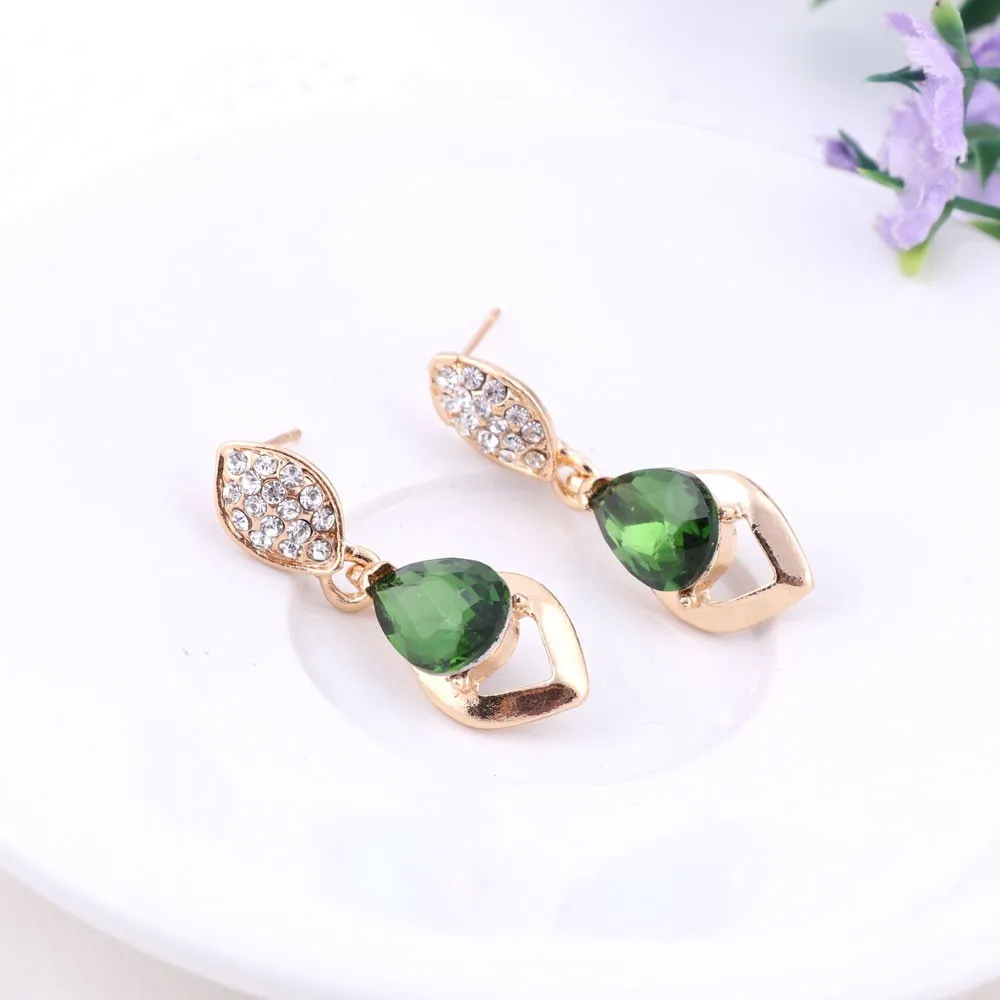 Комплект из колье серёг и кольца с кристаллами|african beads jewelry set|beaded setearrings ring set |
