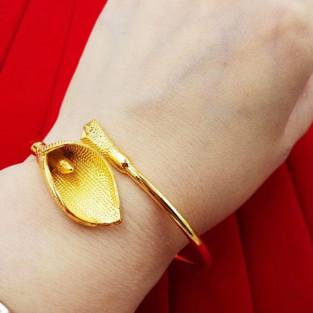 

Nice Flower Shaped Bangle Yellow Gold Filled Women Bangle Adjustable