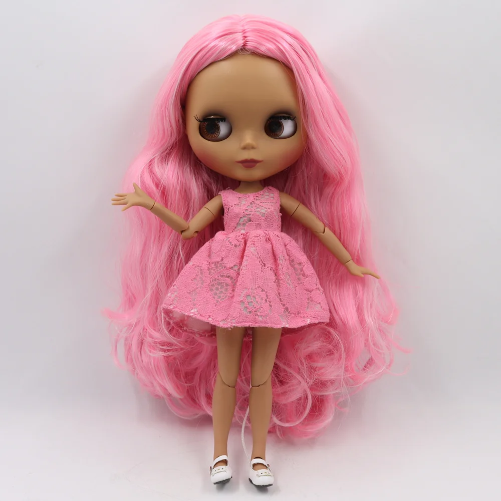 Кукла Blyth ICY DBS 30 см темная кожа матовое лицо розовая мягкая без челки вьющиеся