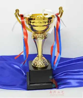 Чемпионат мира Трофей высшего качества металлического дизайна для соревнований по футболу и баскетболу, награда "Золотой приз" Оптовая продажа от производителя.
