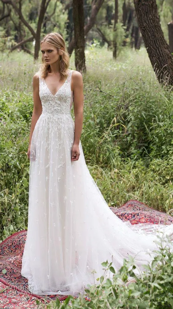 

Limor Rosen 2019 Sexy Sheer Wedding Dresses V Neck Full Lace Low Back Wedding Gowns Cheap Beach Bridal Gowns