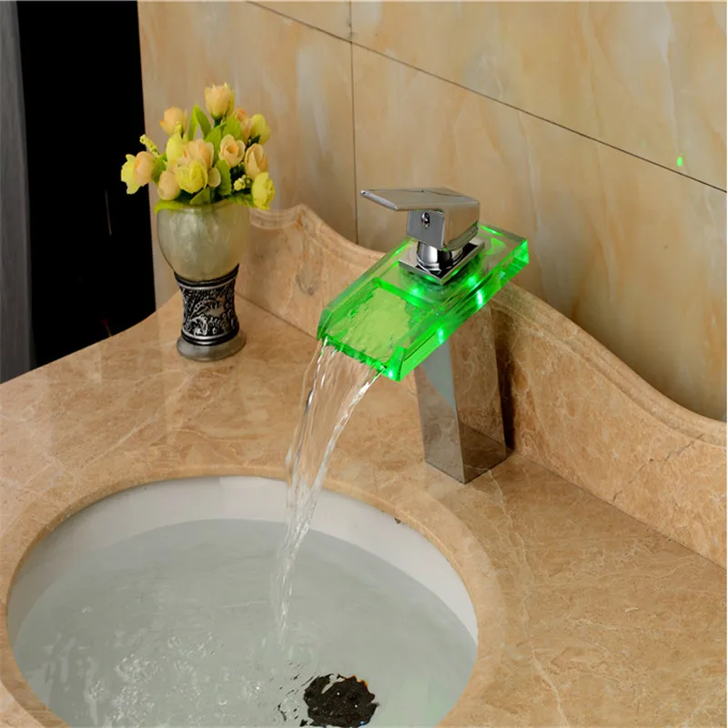 Светодиодный кран для ванной комнаты раковины из латуни холодной и горячей воды