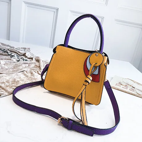 Скраб женский 2018 осень новая сумка через плечо порт ветряная дикая мессенджер замок маленькая квадратная