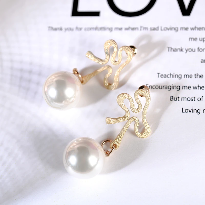 LUBOV Imitation Big Pearl Pendant Elegant Drop Earrings Irregular Gold Color Metal Dangle Personality Women Jewelry | Украшения и