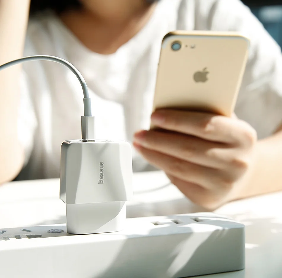 Baseus EU Plug 2.1A Max Dual USB быстрое зарядное устройство для iPhone зарядное устройство для samsung Xiaomi телефон зарядное устройство адаптер