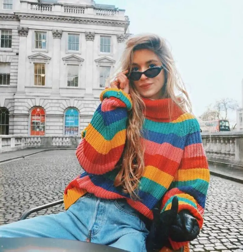 Фото 2019 new women's sweaters color striped knit coats pullover loose large size sweater lantrn sleeve youth casual autumn winter Женская 2019 new women's sweaters color striped knit coats pullover loose large size sweater lantrn sleeve youth casual autumn winter Женская