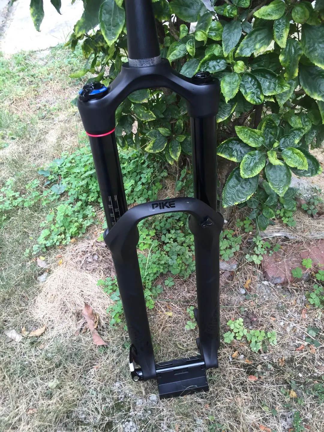 ROCKSHOX Pike RCT3 27 5 QR15 x 100 мм горный AM Enduro вилка (эндуро Мировая Серия общее название) |