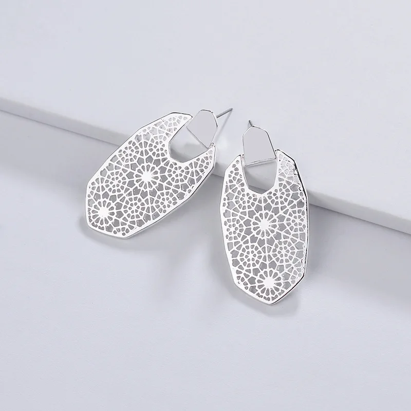 

Silver Color Filigree Oval Teardrop Shape Collocation Jewelry Oster Statement Dangle Drop Earrings for Women Fashion New