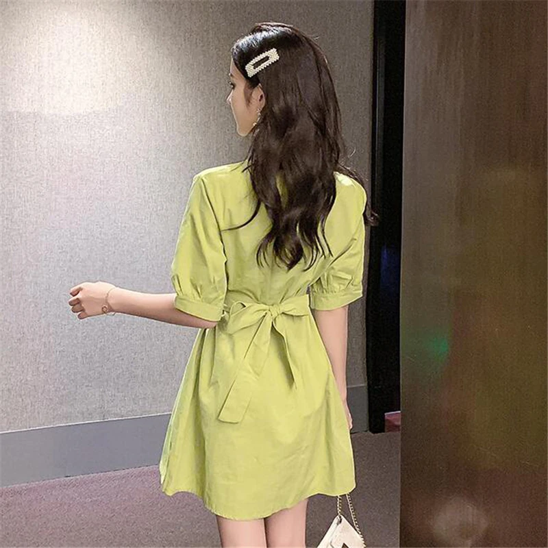 

Short-sleeved Slim French High-waist V-neck Dress 2020 New Summer Retro Slim Dress Fashion Temperament Women A-line Dress W002