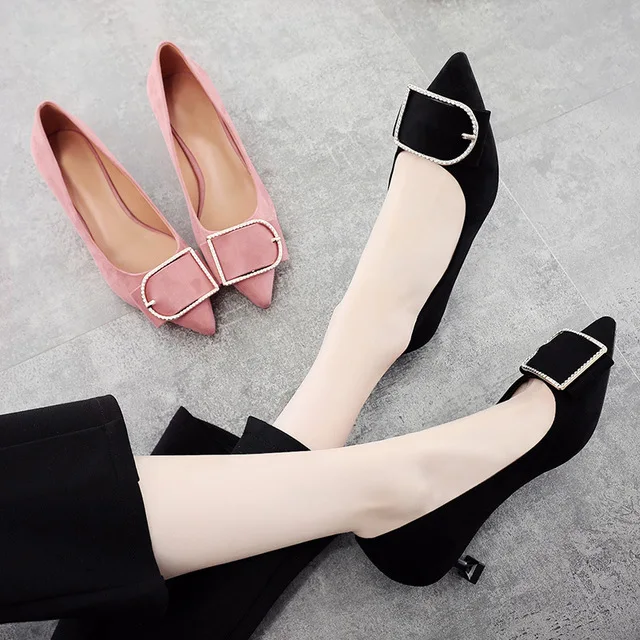 Новые осенние женские туфли с квадратной пряжкой в виде кошки маленького