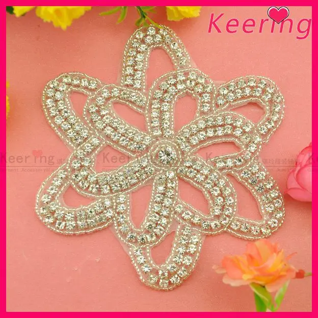 

Beatiful Rhinestone Crystal Handmade Crochet Flowers Applique WRA-735