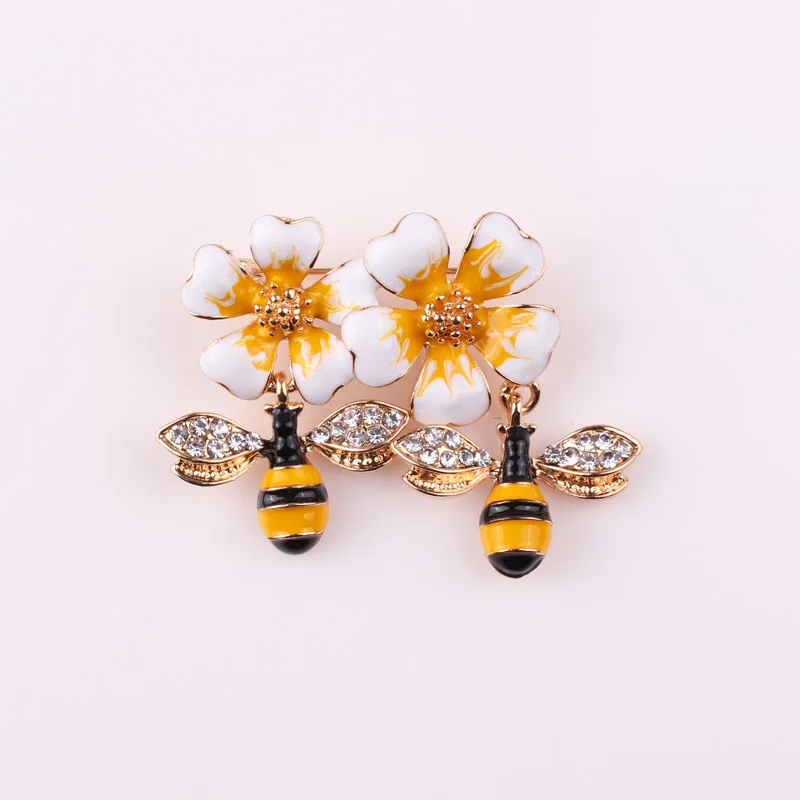 LUBOV Стразы инкрустированные двойными эмалированными зелеными булавками