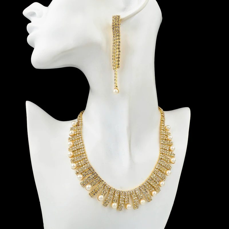 Ожерелье из искусственного жемчуга ожерелье серебряного цвета с кристаллами