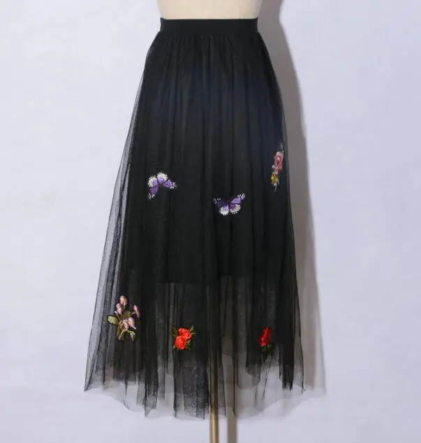 

LET-SETTING New Embroidered embroidered yarn skirt