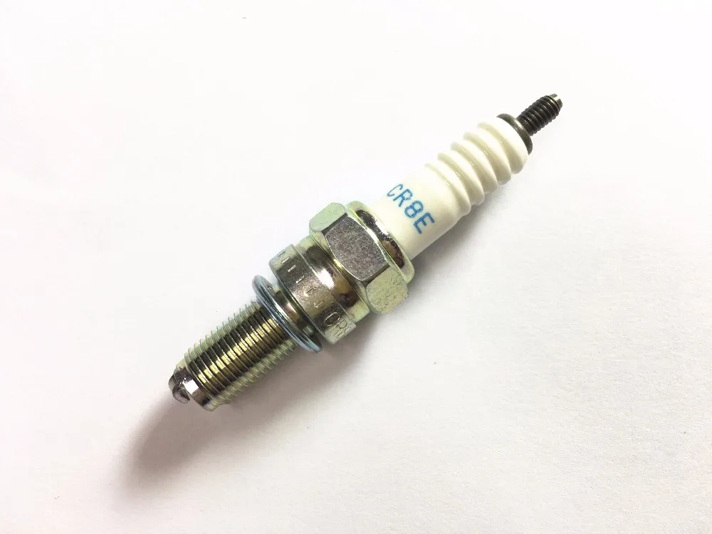 Свеча зажигания CR8E для Benelli Stels BN251 TNT25 BN302 TNT300 BN600 TNT600 TRK502 Keeway RK6 / BN TNT 25 251 300 302 600|cr8e