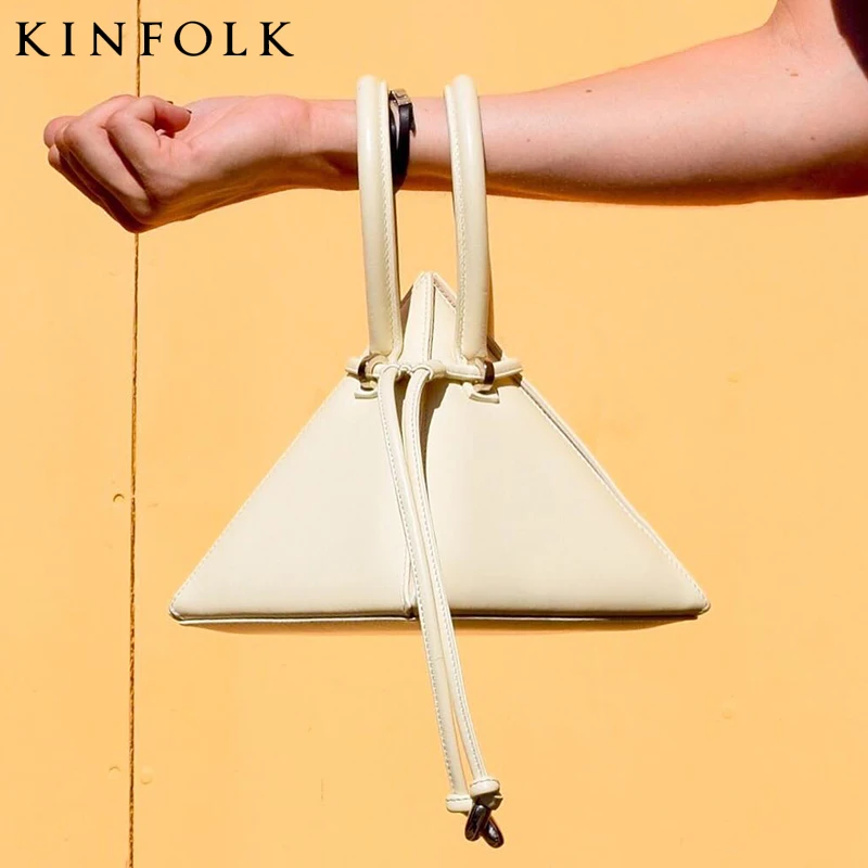 Женская трехмерная сумка super fire треугольная на шнурке лимонно желтая обеденная в