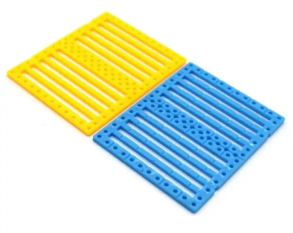 

Модель игрушечного автомобиля с несколькими отверстиями, пластиковое шасси для самостоятельной сборки, модель автомобиля, многофункциональная сборка, пластиковая плата