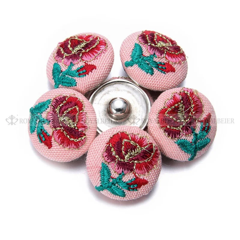 

RoyalBeier Embroidery Fabric 18mm Snap Buttons 6pcs/Lot Hand Made Red Flower Pattern Snaps Fit DIY Bracelets For Charms Jewelry