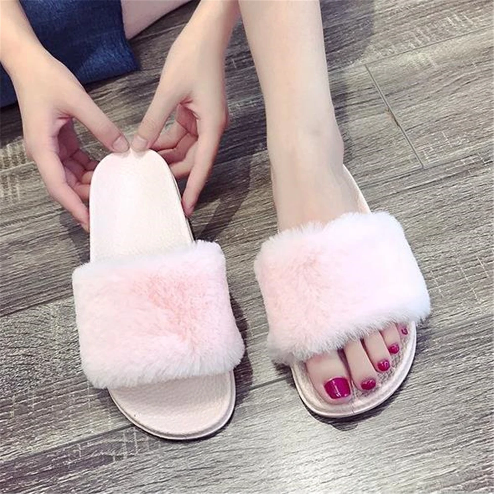 Женская летняя обувь Новинка 2018 года милые босоножки на плоской подошве с мягкой