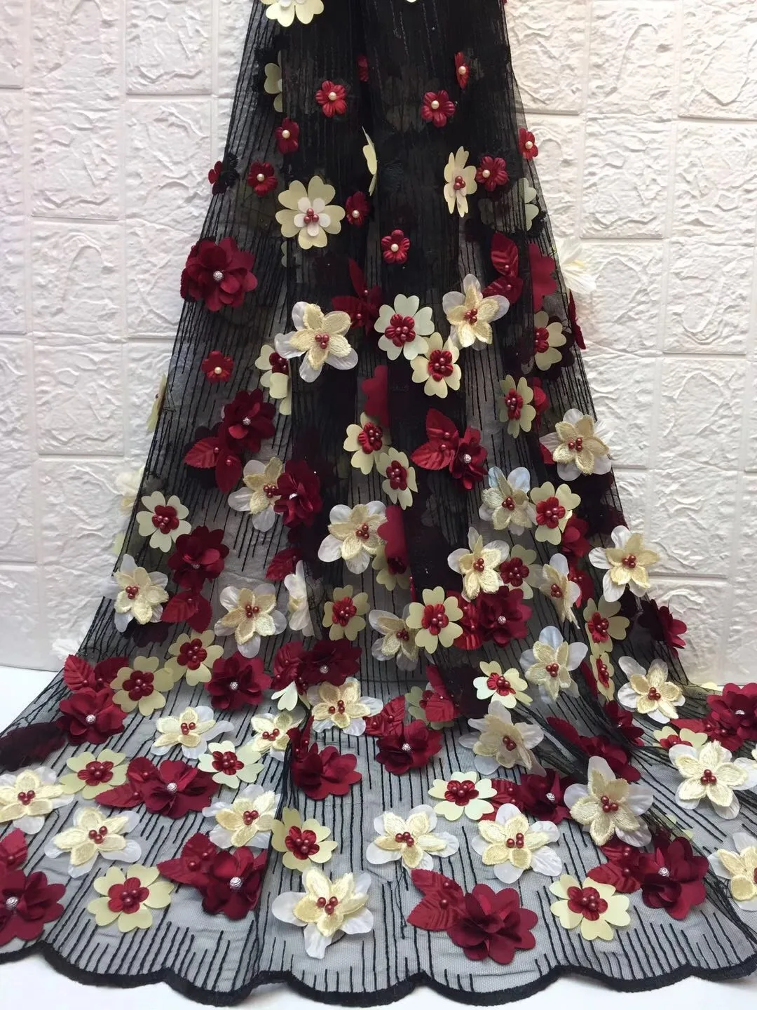 Французская кружевная ткань с 3D аппликацией украшенная бисером новейшее