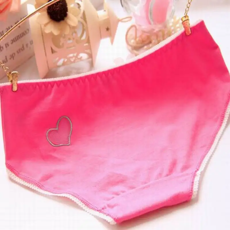 4 шт./лот лидер продаж Детские трусы для девочек нижнее белье трусики с принтом Love