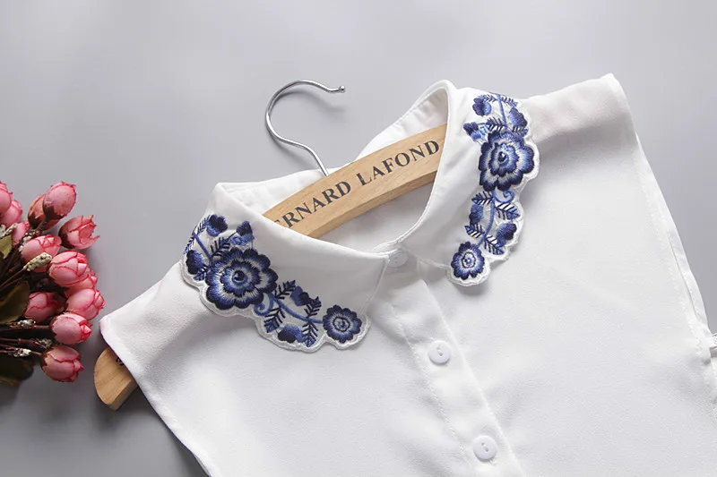 High-grade Retro Embroidered Blue and White Porcelain Fake Korean Collar Shirt Decoration |