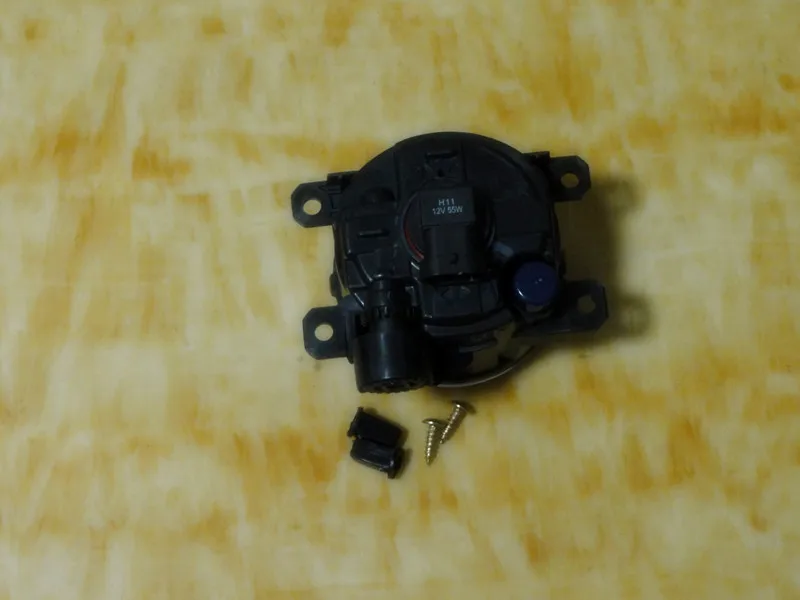 Цельнокроеное платье RH = LH переднего бампера противотуманная фара дальнего света