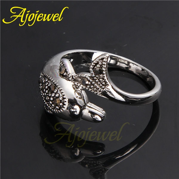 Женское и мужское кольцо в виде дельфина с черными стразами|ring animal|ring jewelrydolphin rings