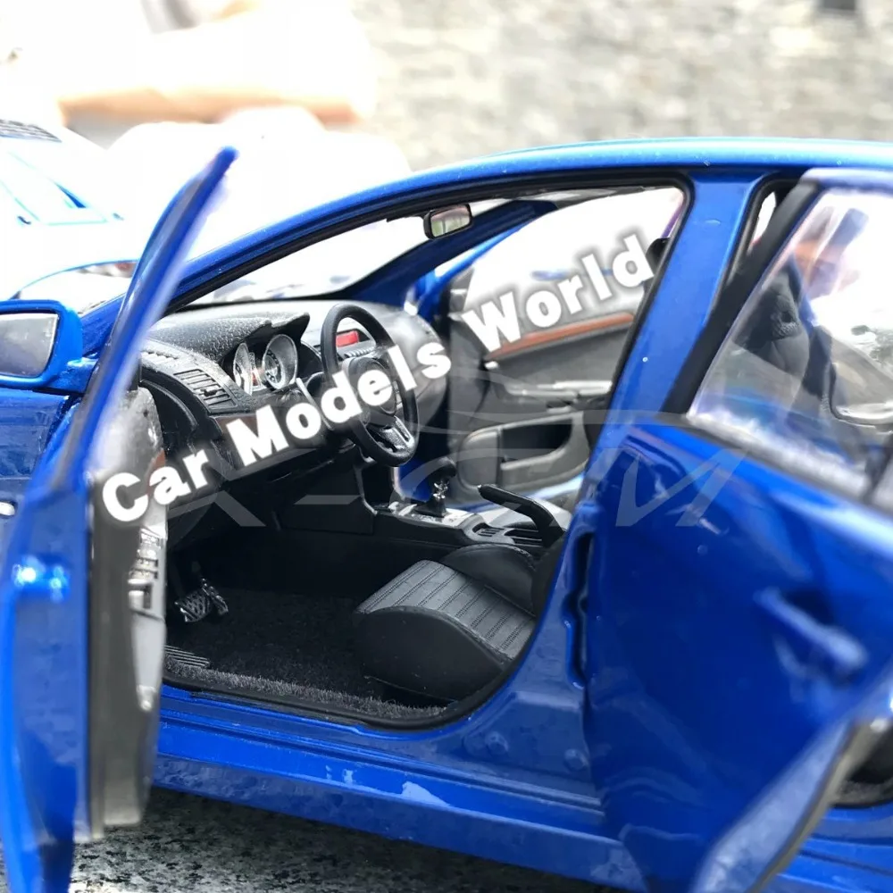 Литая модель автомобиля для Lancer Evolution X EVO X LHD 1:18(синий)+ маленький подарок