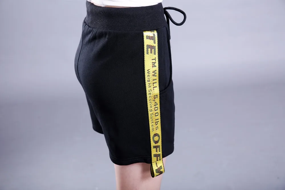 

LET-SETTING Large size high waist loose shorts leisure shorts