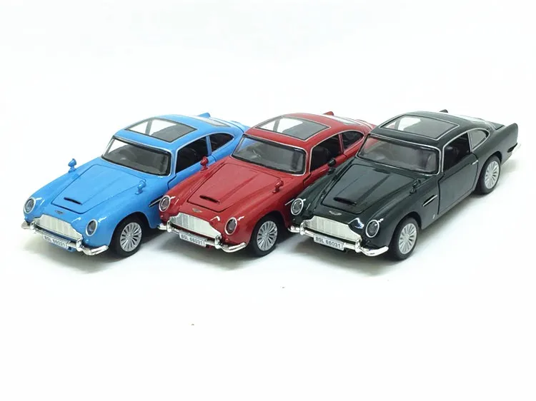 Высокая имитация автомобиля DB5 007 1:32 Сплав откатные автомобили 4 открытые двери