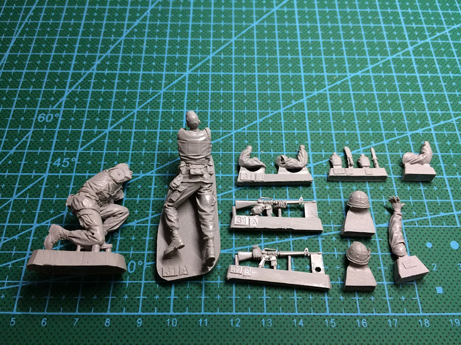 Неокрашенный набор 1/ 35 павший товарищ Tet старинная фигурка исторических фигурок