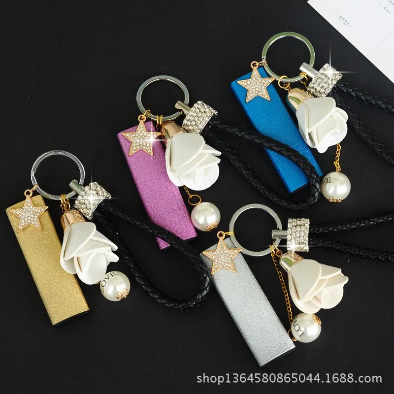 random color Lady lighter Keychain lighter USB charging Ms. cute creative rhinestone windproof silent cigarette lighter electric wire lighter - Цвет: random color