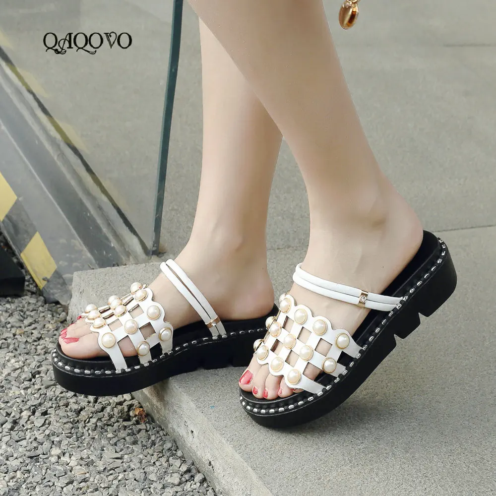 Сандалии женские на платформе с жемчугом удобные босоножки толстой плоской
