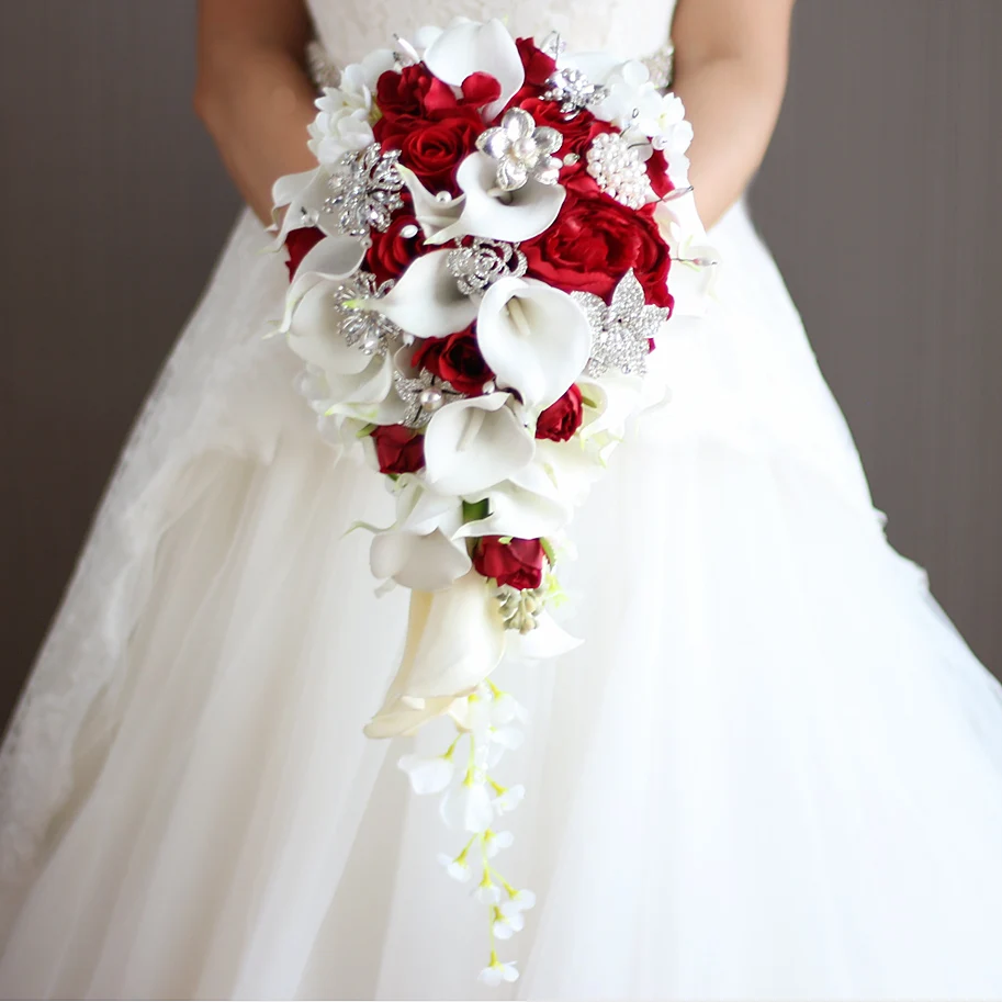 2018 new Waterfall Red white Wedding Flowers Bridal Bouquets Artificial Pearls Crystal Wedding Bouquets Bouquet De Mariage Rose