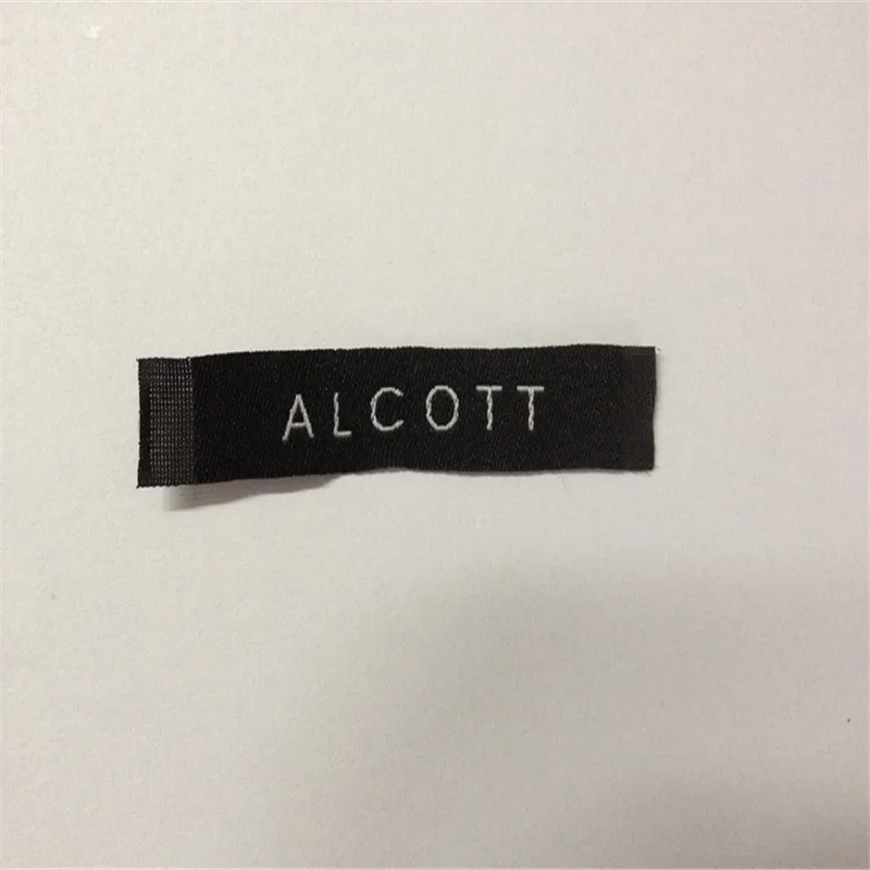 

$39.99/1000pcs Customized clothing/shoes/ bags/ garment brand labels custom woven labels embroidered tags