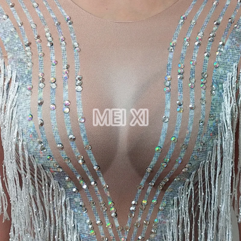 

Shiny white tassel colorful diamond dress birthday celebration party banquet evening dress concert ball singer costume