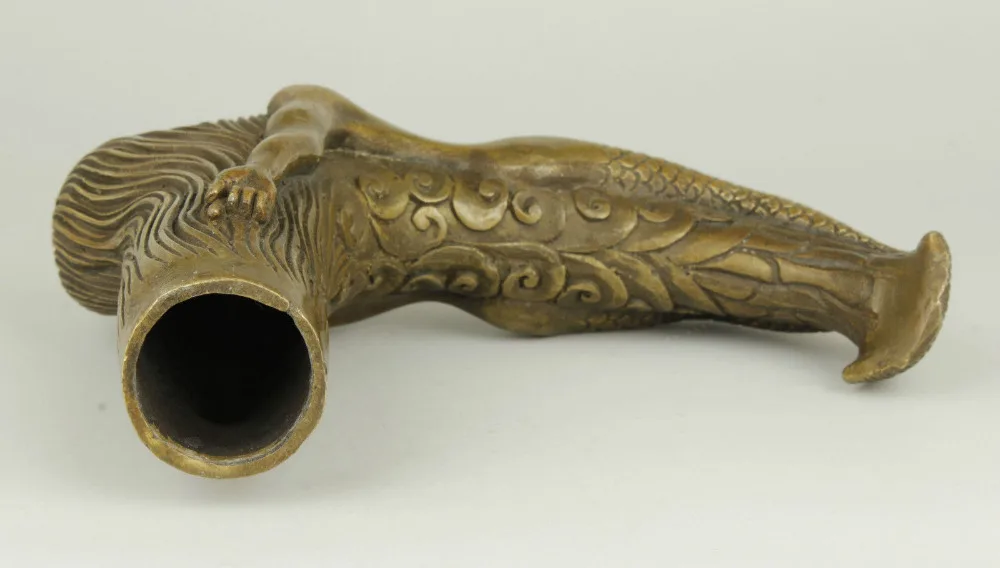 Старый ручной работы вырезка Бронзовый с русалкой статуя тростника Головой