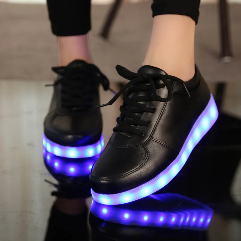Светящиеся кроссовки tenis led feminino Basket LED для бега светящиеся светодиодные тапочки