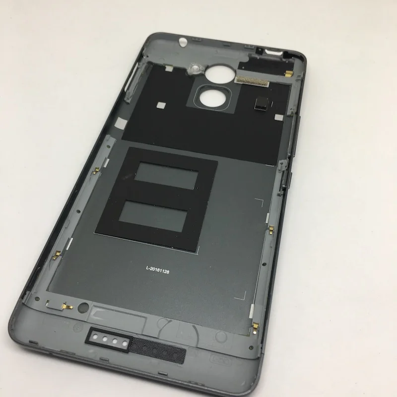 Мобильный телефон Черная задняя крышка для батарейного отсека BQ U plus | Мобильные