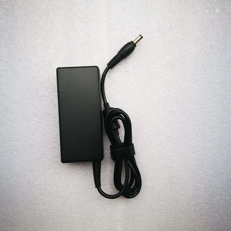 

19V 3.95A 75W 5.5*2.5mm AC Power Adapter Charger for Toshiba Satellite L700 L600 M801 FA105 U305 P205 ADP-75SB AB PA-1750-04TI