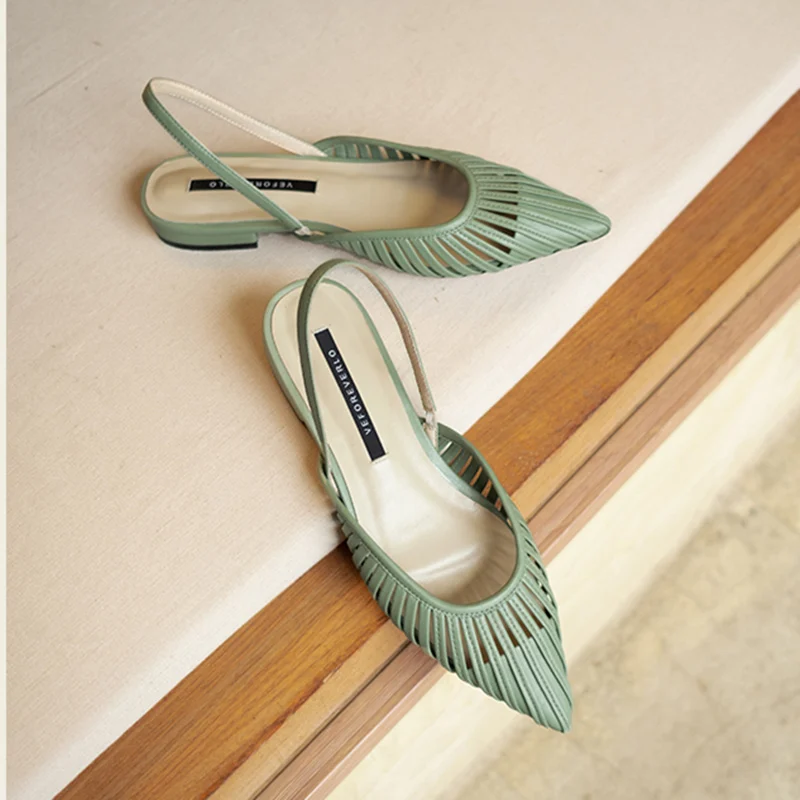 2019 г. Новые Летние кожаные женские шлепанцы с острым носком стильные Необычные