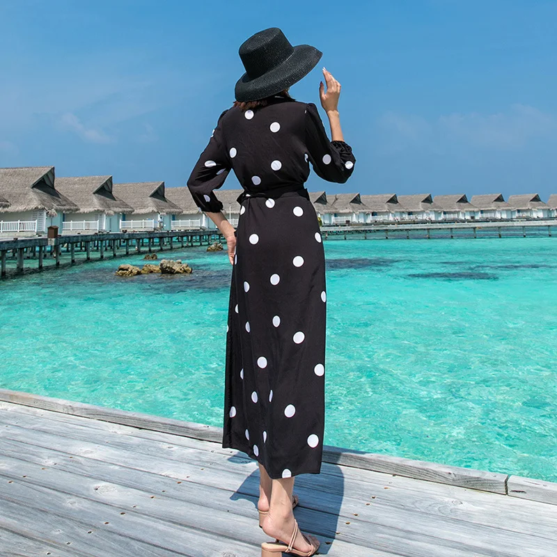 Женское платье в богемном стиле летнее горошек с v образным вырезом и бантом на