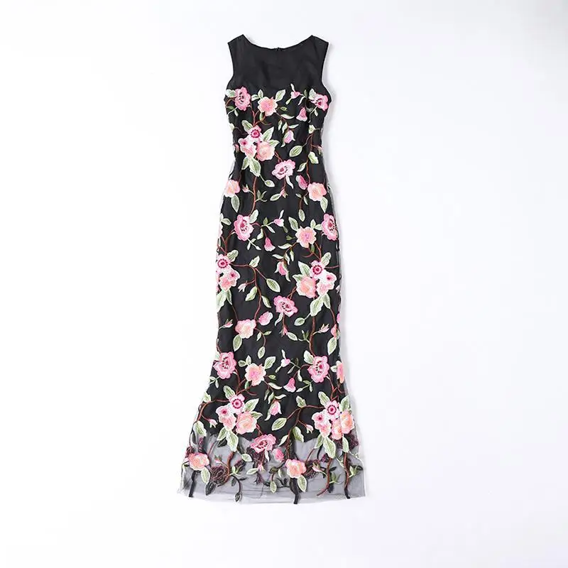 

High Quality 2019 Summer New Fashion Dress Temperament Women's Heavy Work Embroidery Sleeveless O-Neck Long Ladies Dresses L304