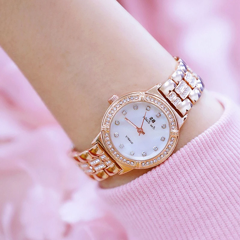 Новинка 2018 женские золотые часы от известного бренда наручные водонепроницаемые