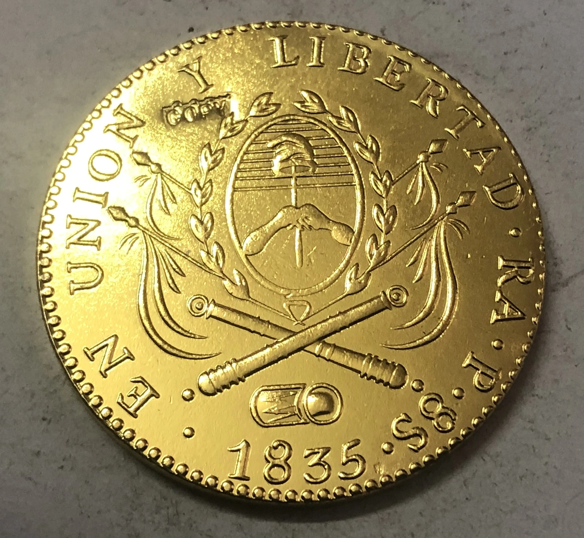 1835 La Rioja 8 Escudos Provincias del Rio de la Plata Gold Copy Coin 35mm | Non-currency Coins