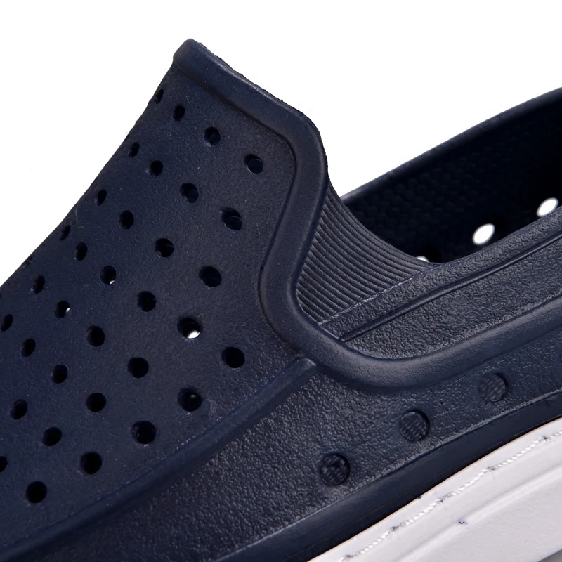 Men's Casual Hollow Out Flat Chef Work Shoes Spring New Soft Breathable Anti-slip Restaurant Kitchen Hole Shoes