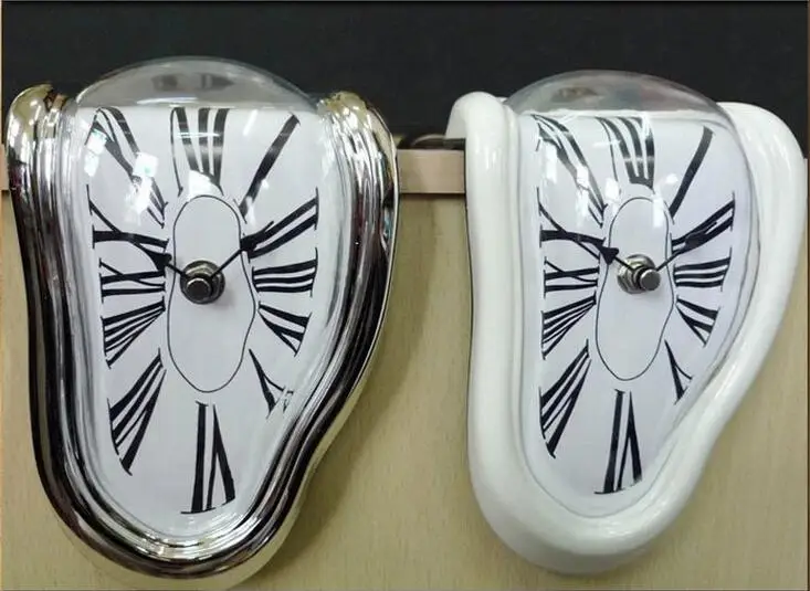 Vintage Retro Art Novelty Melting Wall Clock Crazy Home Decor Hanging Shelf |