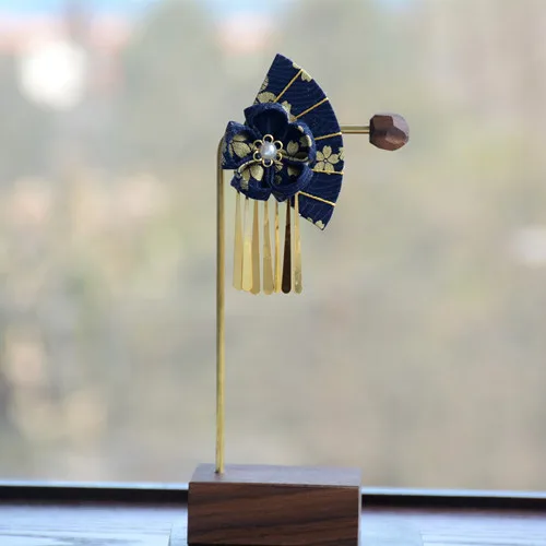 Веер и ветер ласточкин хвост бронзовая Лада кисточка шпилька головной убор