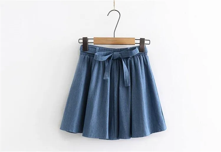 light blue Повседневная джинсовая юбка с эластичным поясом и бантом, Женская свободная мини-плиссированная юбка для девочек, большие размеры, милая Летняя джинсовая юбка с поясом - Цвет: light blue